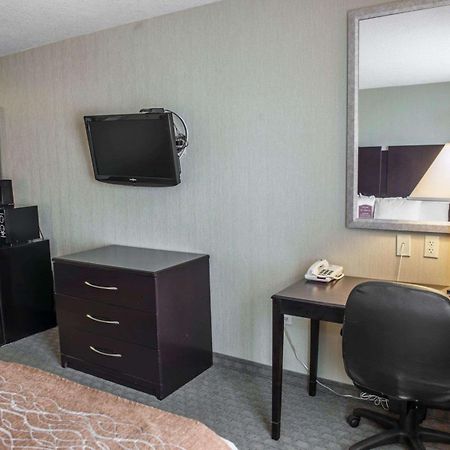 Comfort Inn & Suites Muncie Esterno foto