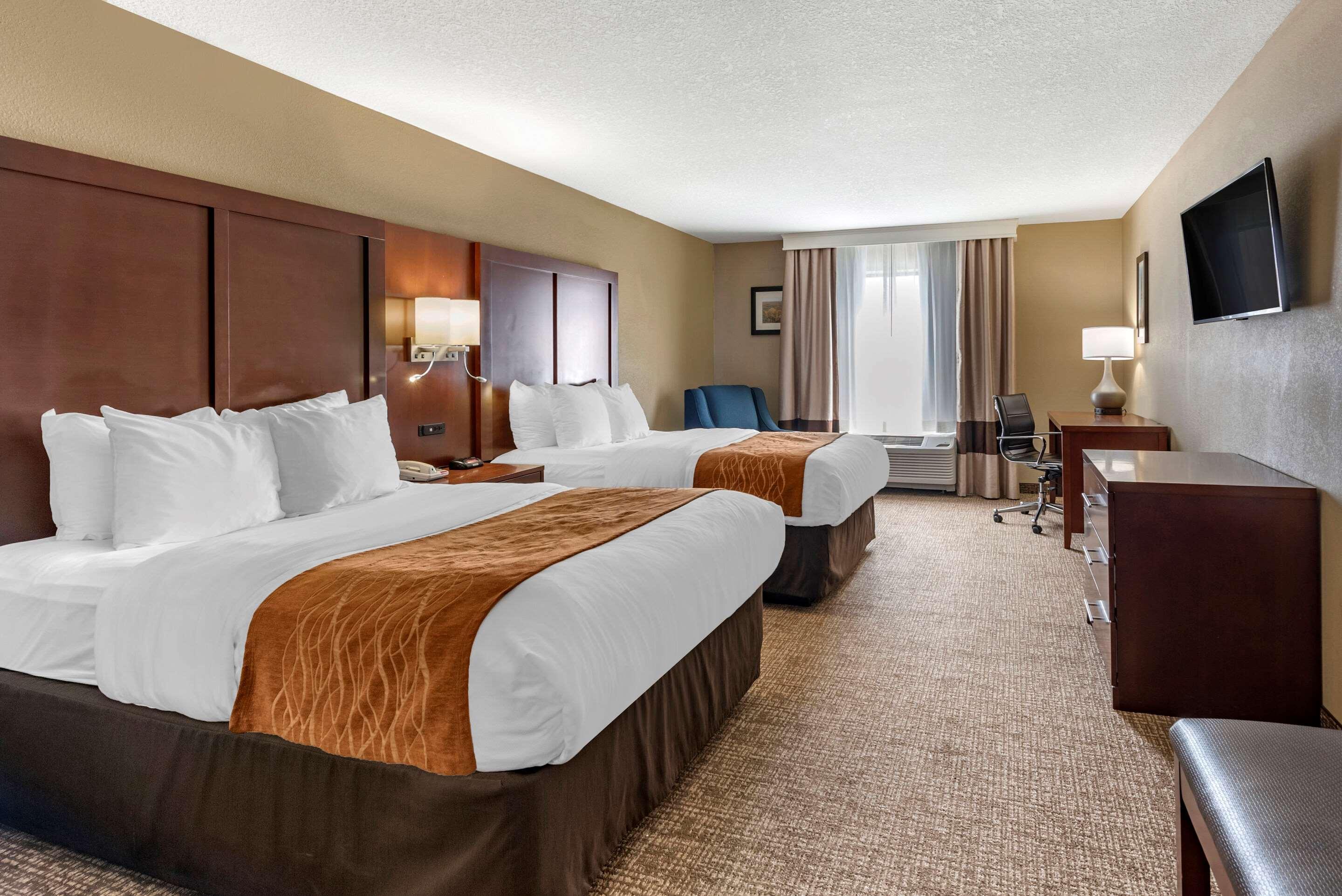 Comfort Inn & Suites Muncie Esterno foto