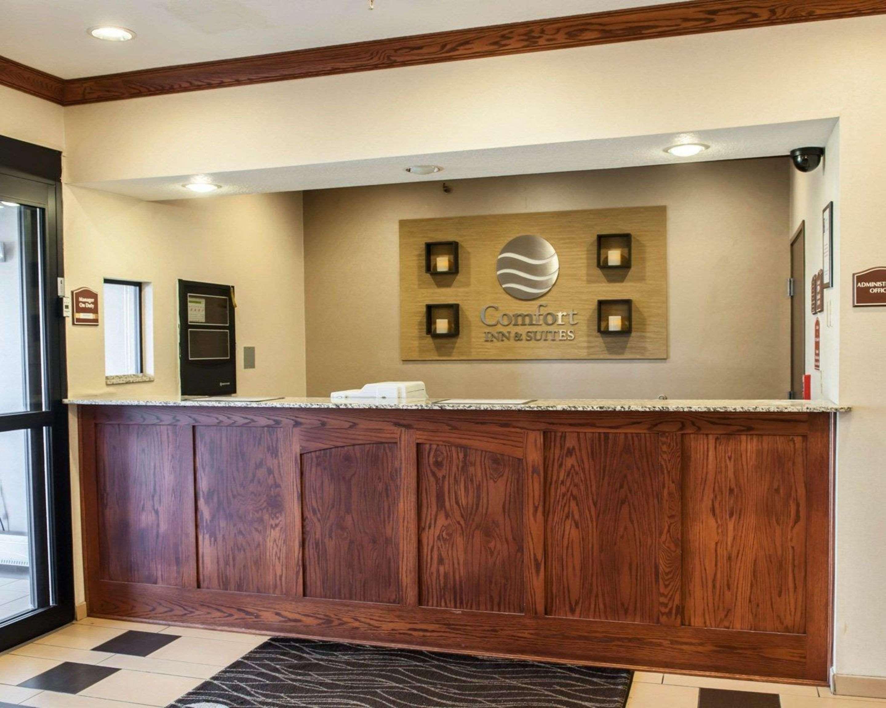 Comfort Inn & Suites Muncie Esterno foto
