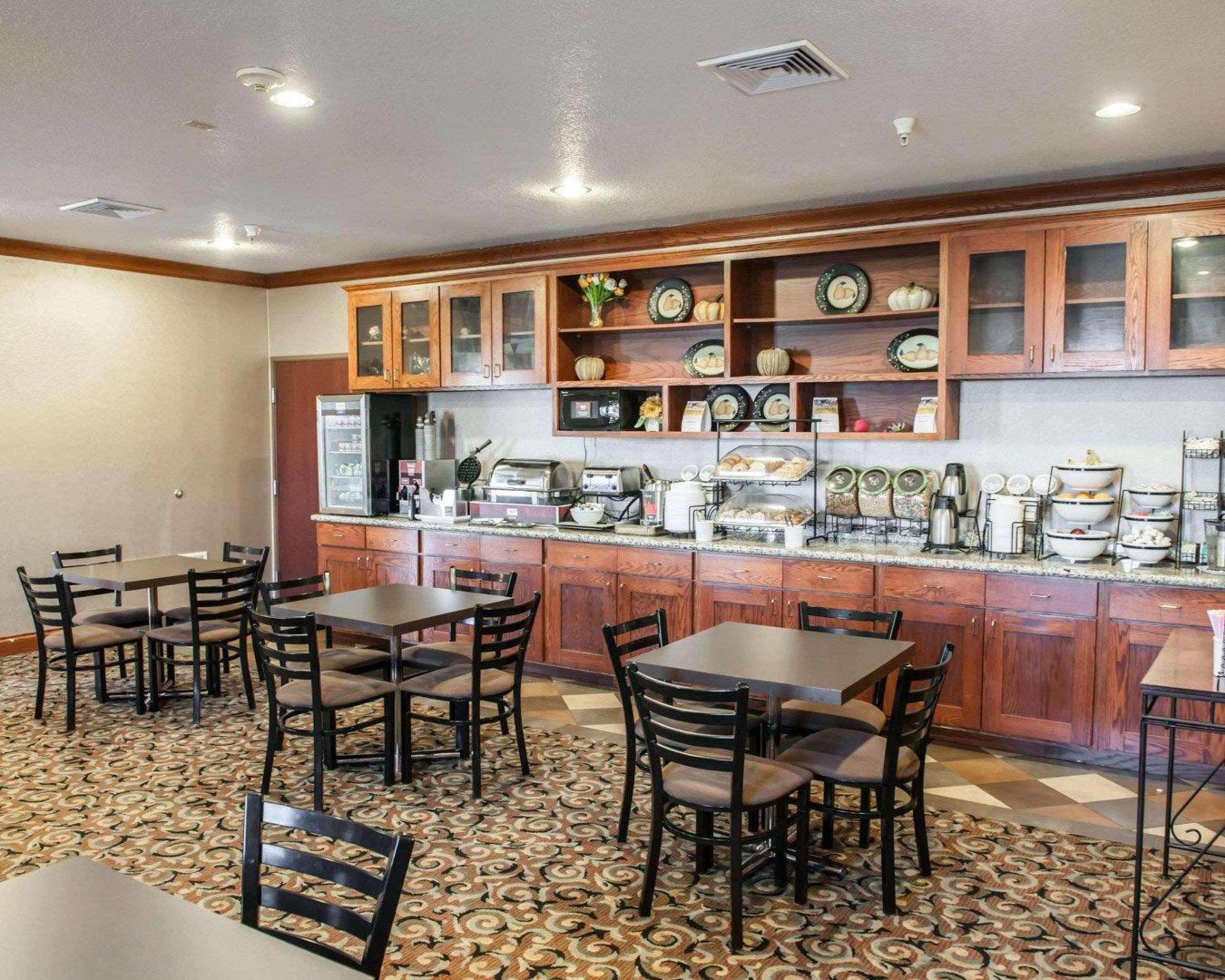 Comfort Inn & Suites Muncie Esterno foto